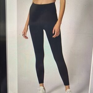 MPG Women's Black High-Waisted Leggings WITH pocket NWT 🌸bundle and save!